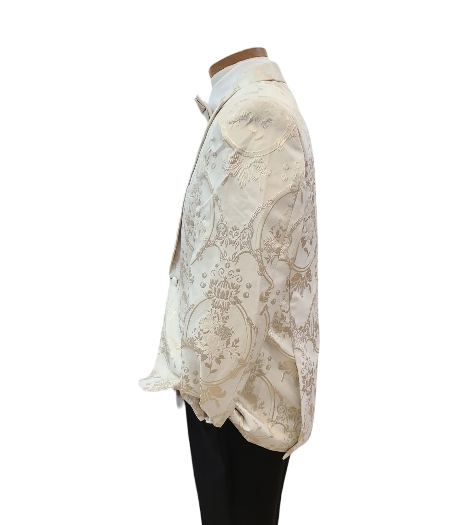 Cielo One Button sport jacket with matching Bow tie