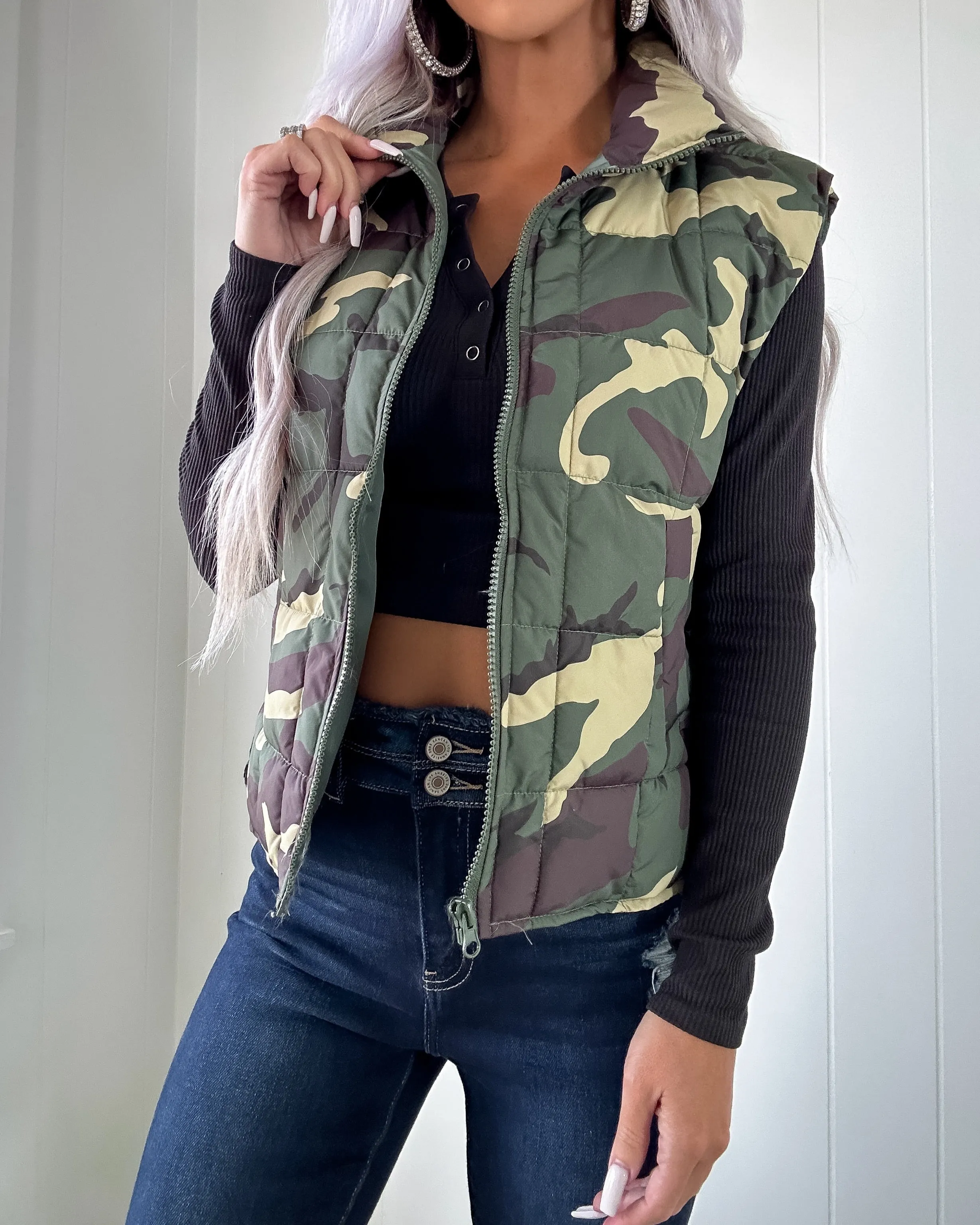Spotlight Puffer Vest - Camo