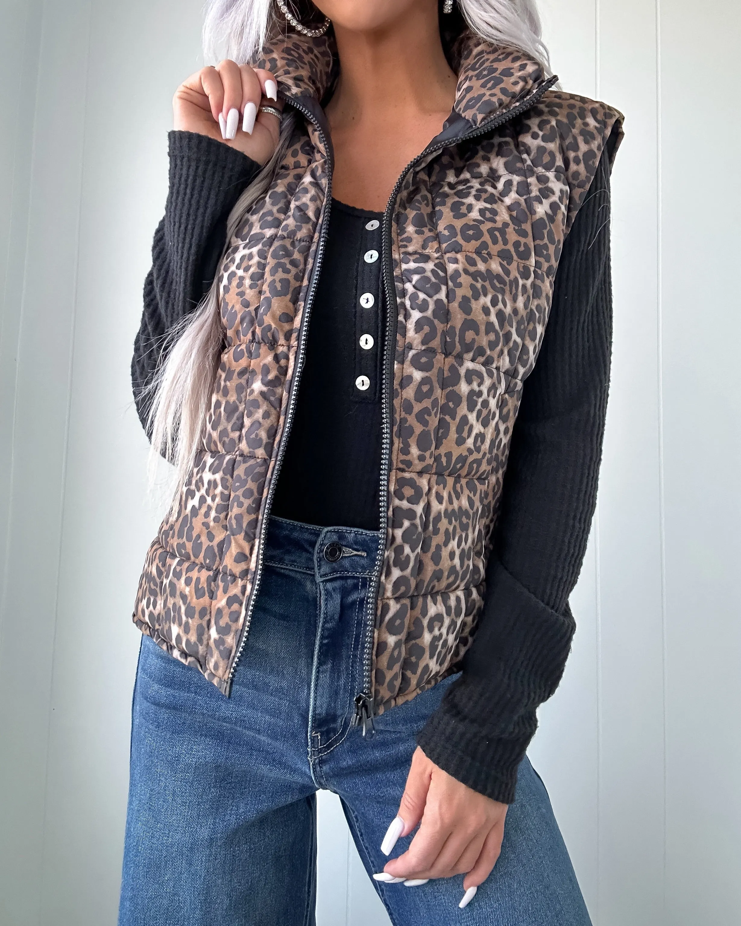 Spotlight Puffer Vest - Leopard
